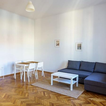 Vienna City Apartments 1060 เวียนนา ภายนอก รูปภาพ