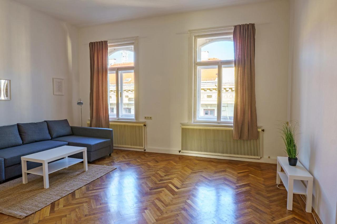 Vienna City Apartments 1060 เวียนนา ภายนอก รูปภาพ
