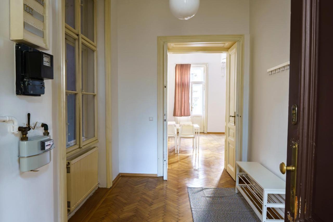 Vienna City Apartments 1060 เวียนนา ภายนอก รูปภาพ
