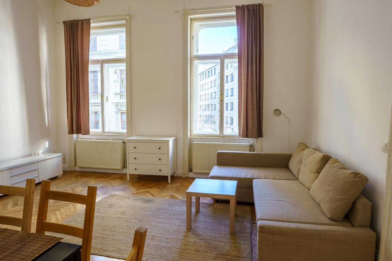 Vienna City Apartments 1060 เวียนนา ภายนอก รูปภาพ